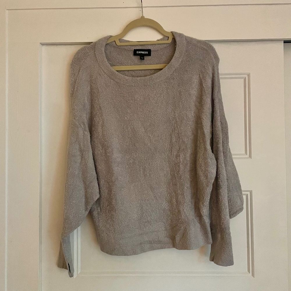 Express Sweater - Picture 4 of 5